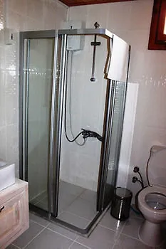 Hotel Iz 3*