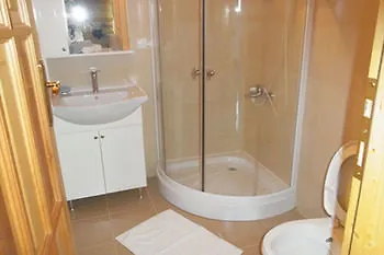 Hotel Iz